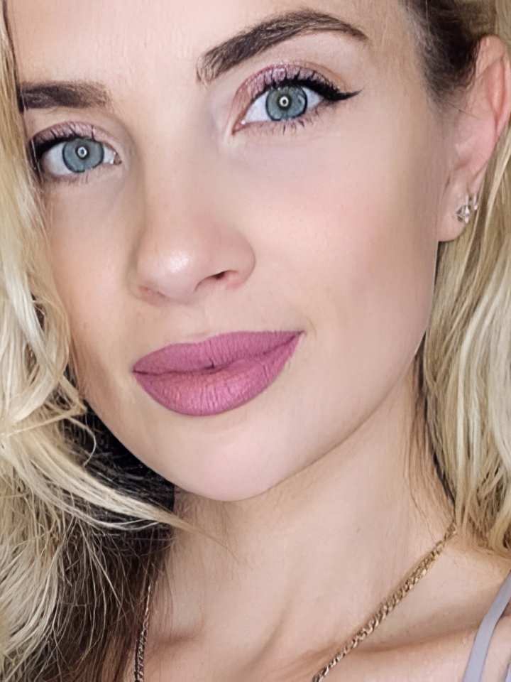 Ефросинья привлекальеная девушка из Кулоя цена от 2000 руб