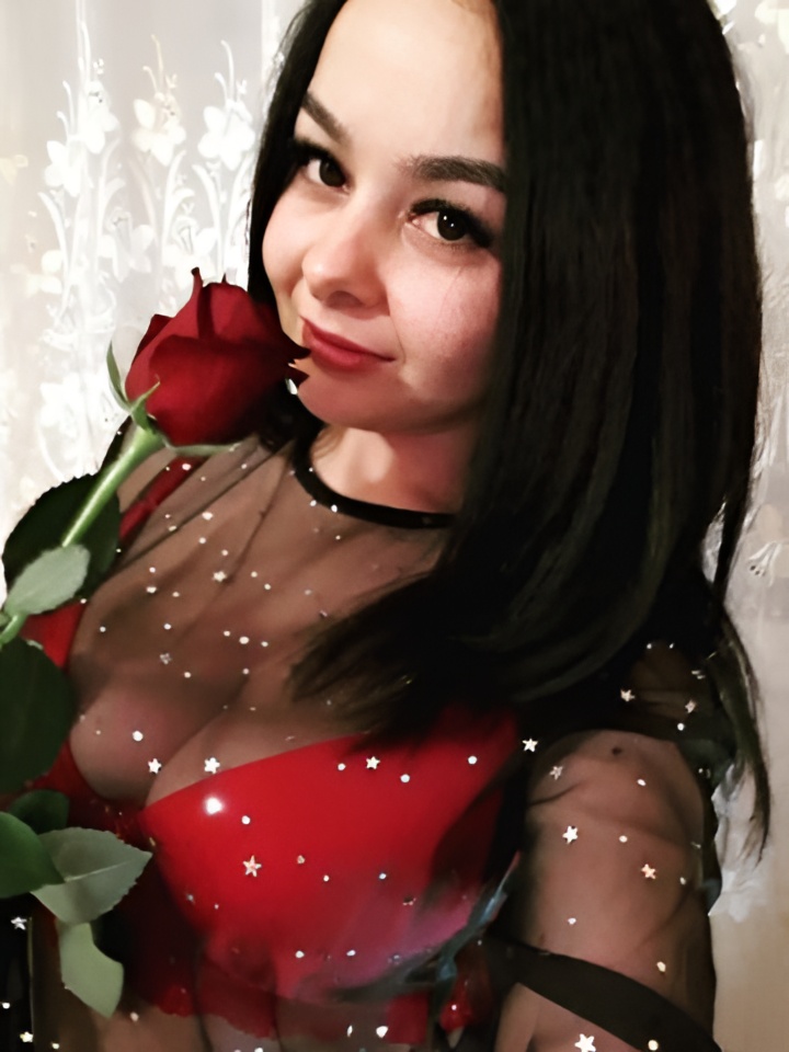 Марселина привлекальеная девушка из Кулоя цена от 10000 руб