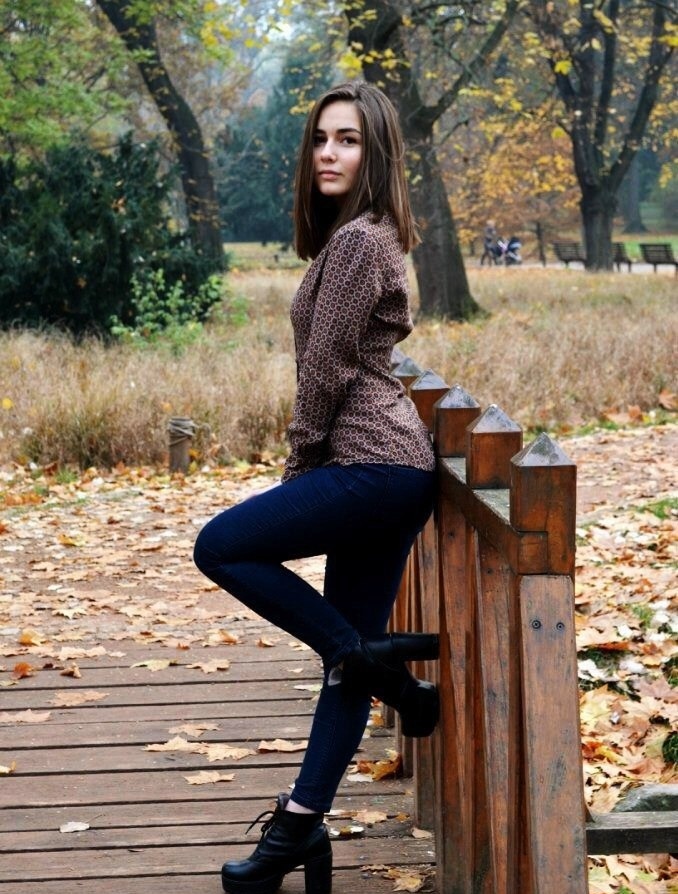 Карина привлекальеная девушка из Кулоя цена от 3500 руб