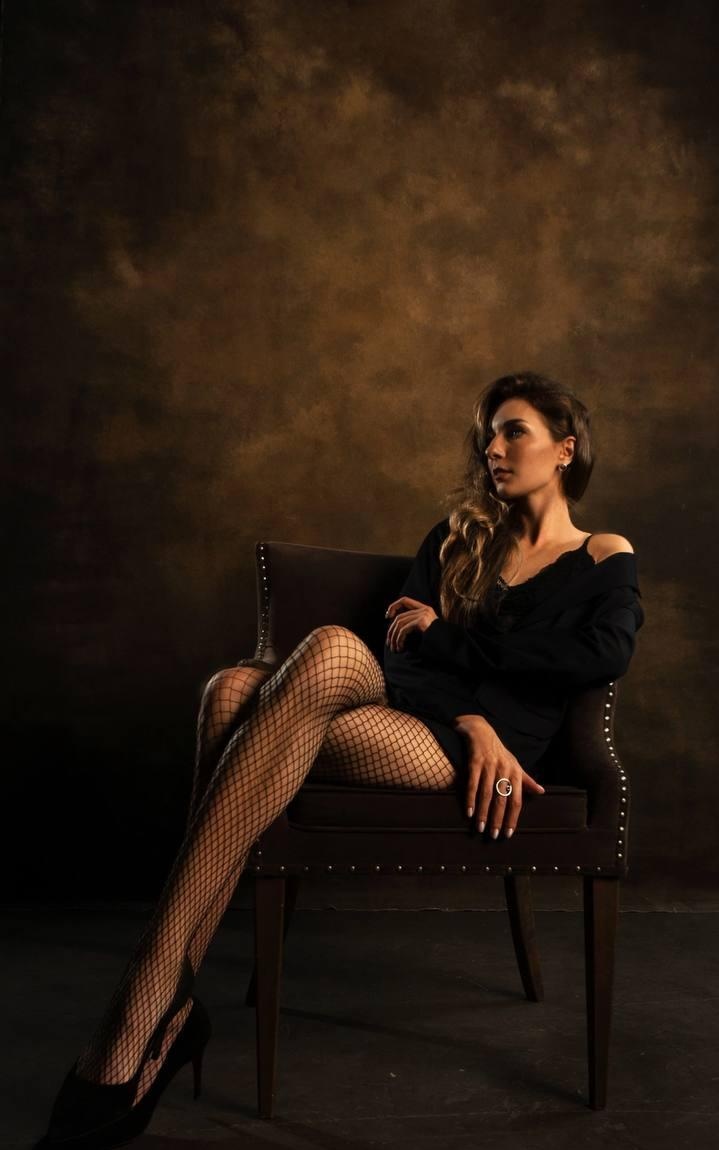 Зарина привлекальеная девушка из Кулоя цена от 5000 руб