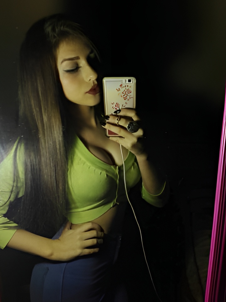 Индивидуалка Рената, доступна для личного знакомства от 2500 руб