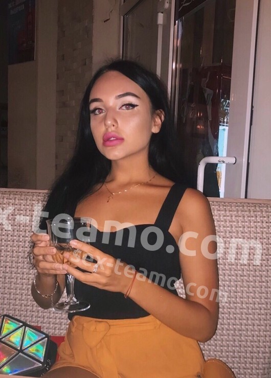 Индивидуалка Арина, доступна для личного знакомства от 3000 руб
