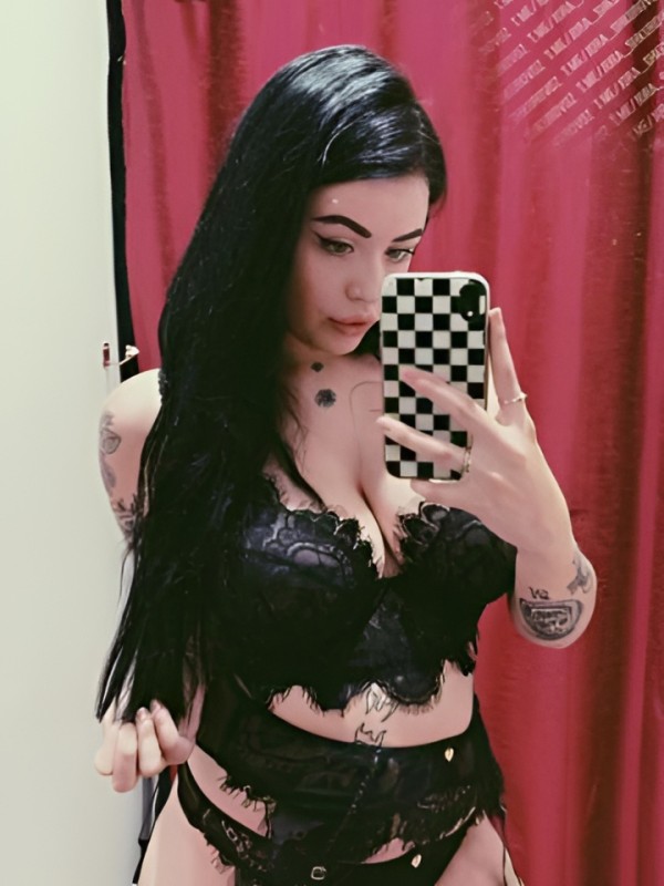 Альбина привлекательная девушка из Кулоя цена от 10000 руб