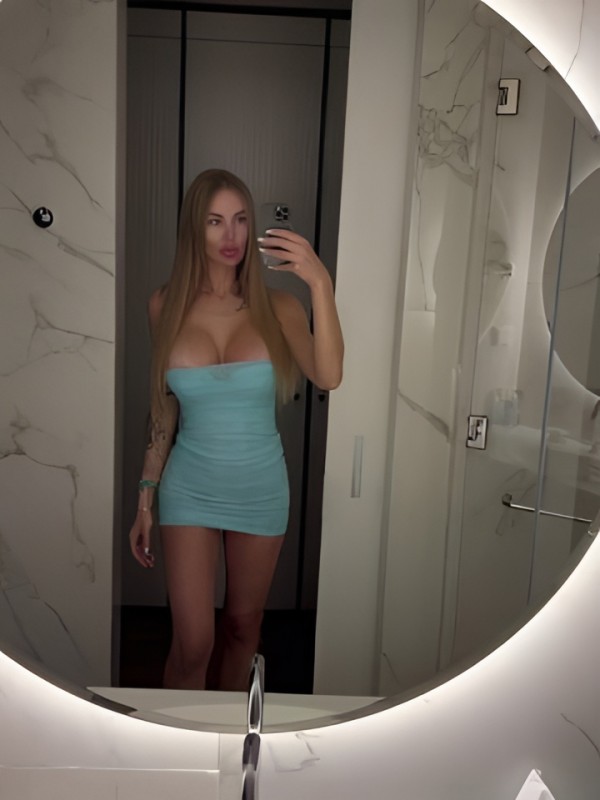 Юна привлекательная девушка из Кулоя цена от 2500 руб