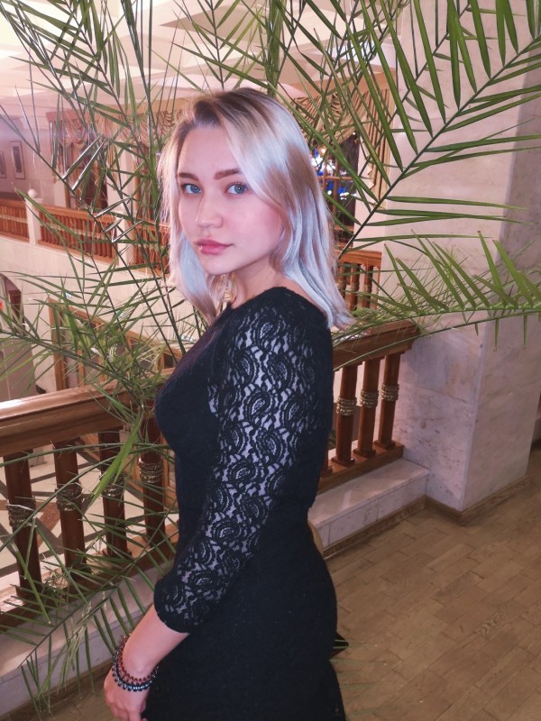 Катька привлекательная девушка из Кулоя цена от 3500 руб