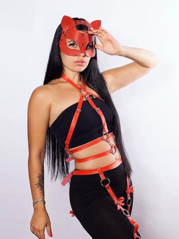 🎥 Ариша привлекательная девушка из Кулоя цена от 4000 руб